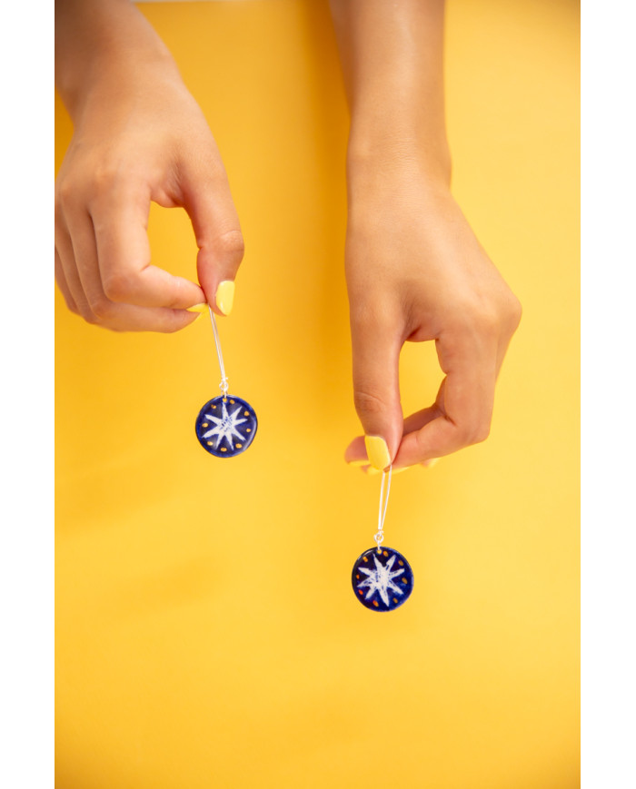 Aretes diseños color azul y dorado