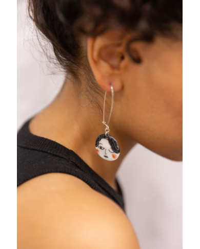 Aretes diseño color negro